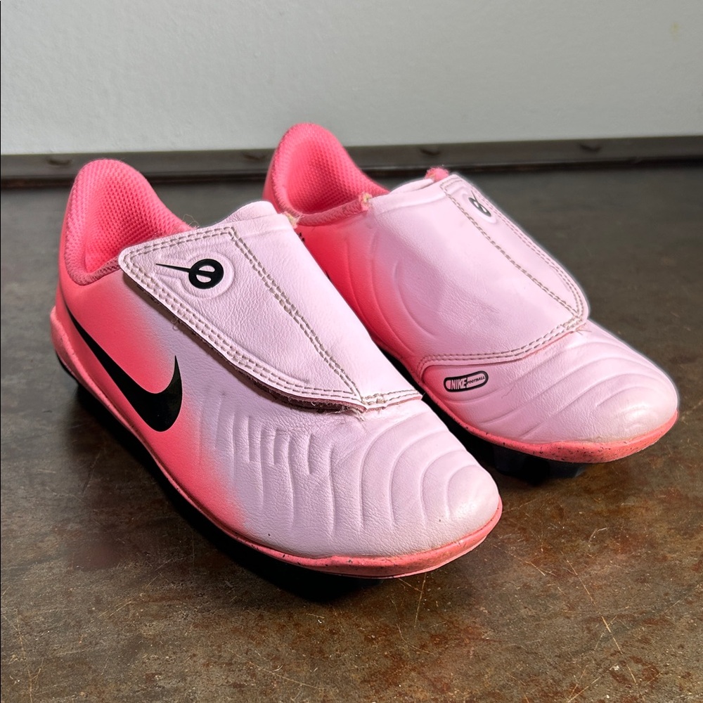 Nike Jr. Tiempo Legend 10 “Pink Foam and Black” Slip On Cleats Girls Size 12